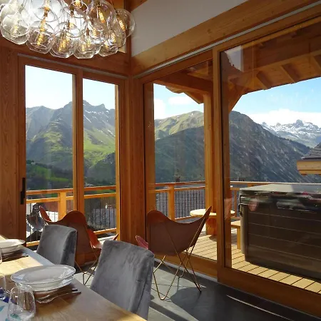 Chalet De Luxe Avec Acces Pistes, Sauna Et Jacuzzi Saint-Martin-de-Belleville