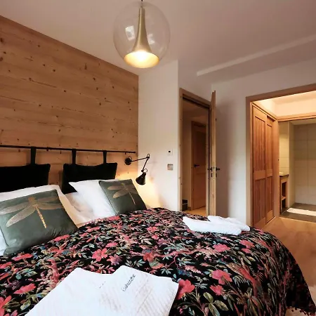 Chalet De Luxe Avec Acces Pistes, Sauna Et Jacuzzi